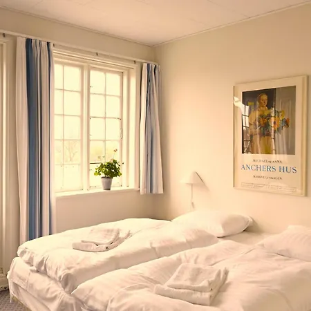 邦德慕斯酒店 3*