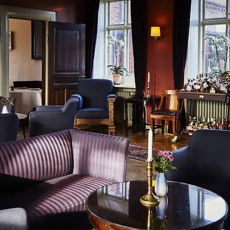 邦德慕斯酒店 3* 斯卡恩