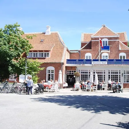 邦德慕斯酒店 酒店