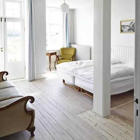 邦德慕斯酒店 3* 斯卡恩